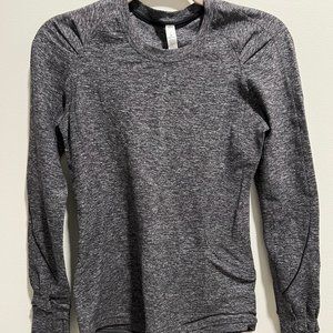 Lululemon Fitted Long Sleeve Top